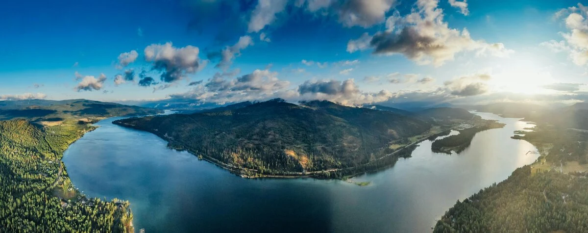 North Idaho lake and mountains