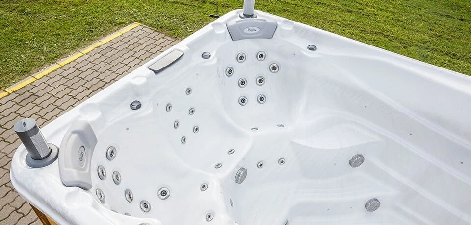 Wellis Amazonas W-Flow swim spa near Sandpoint, Idaho