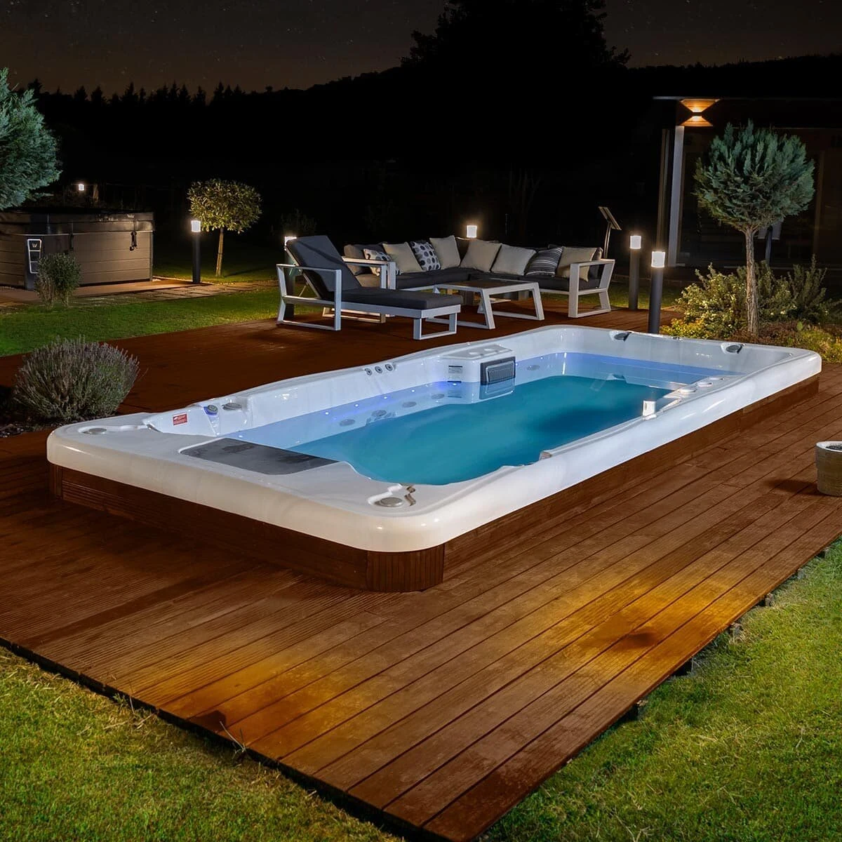 Wellis Amazonas W-Flow swim spa near Spokane, Washington