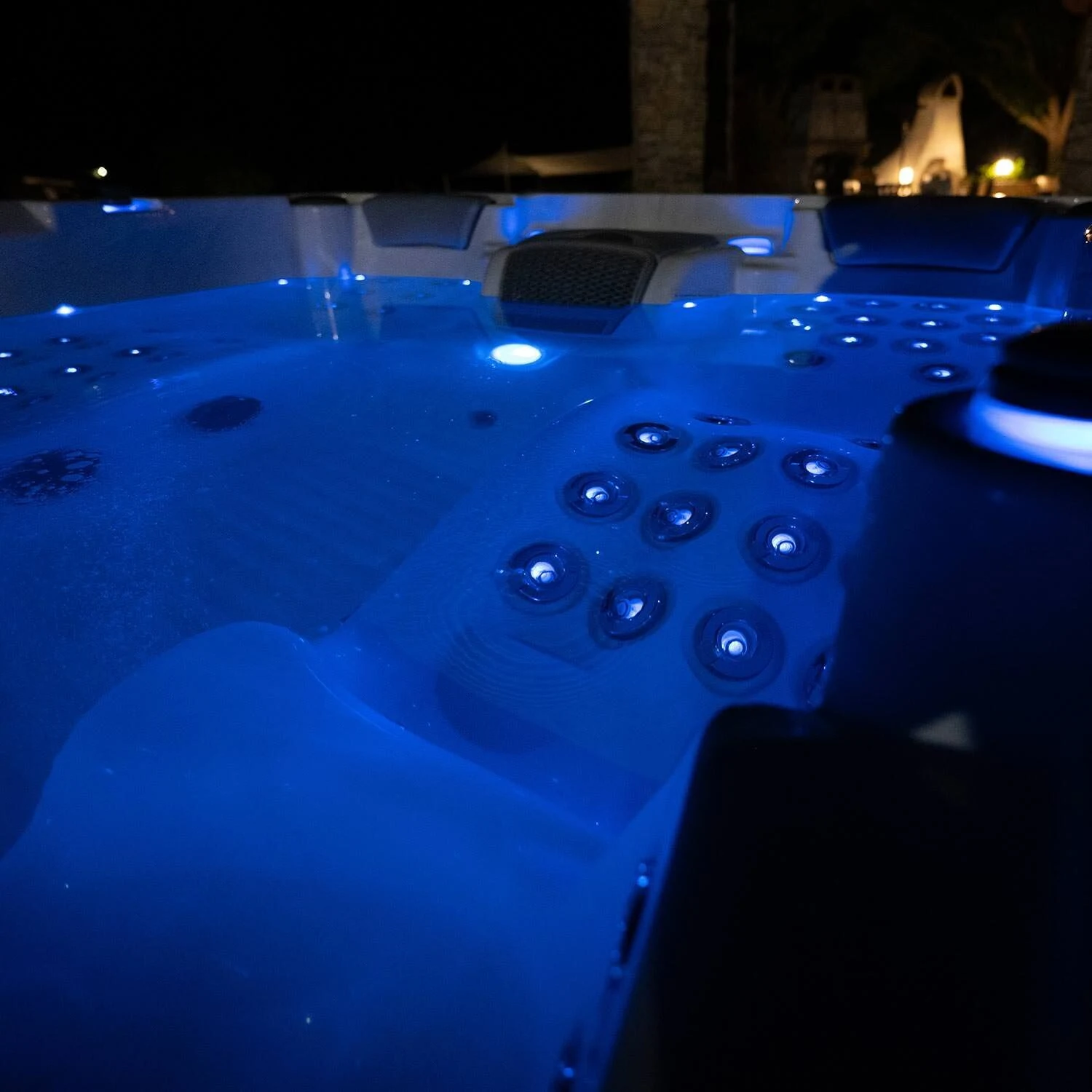 Wellis Olympus Life hot tub near Hayden Lake, Idaho
