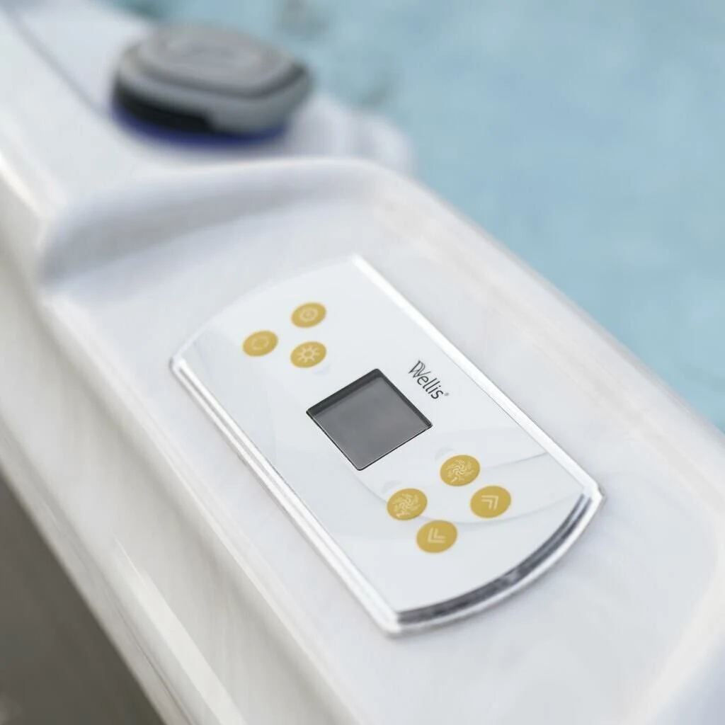 Wellis Vienna Life hot tub near Coeur d'Alene