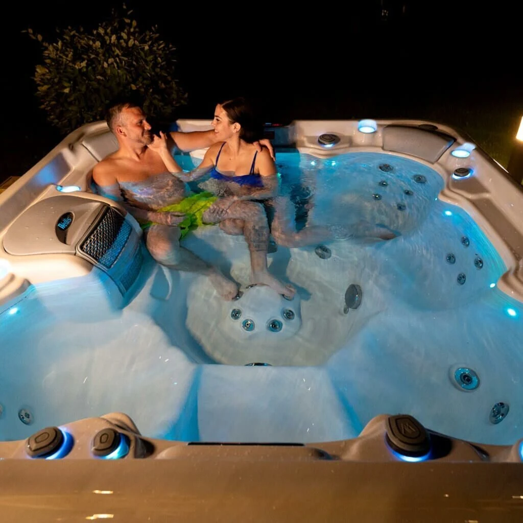Wellis Vienna Life hot tub near North Idaho